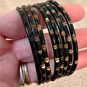 Vintage Lot of 8 Black and Gold Glass Bangles